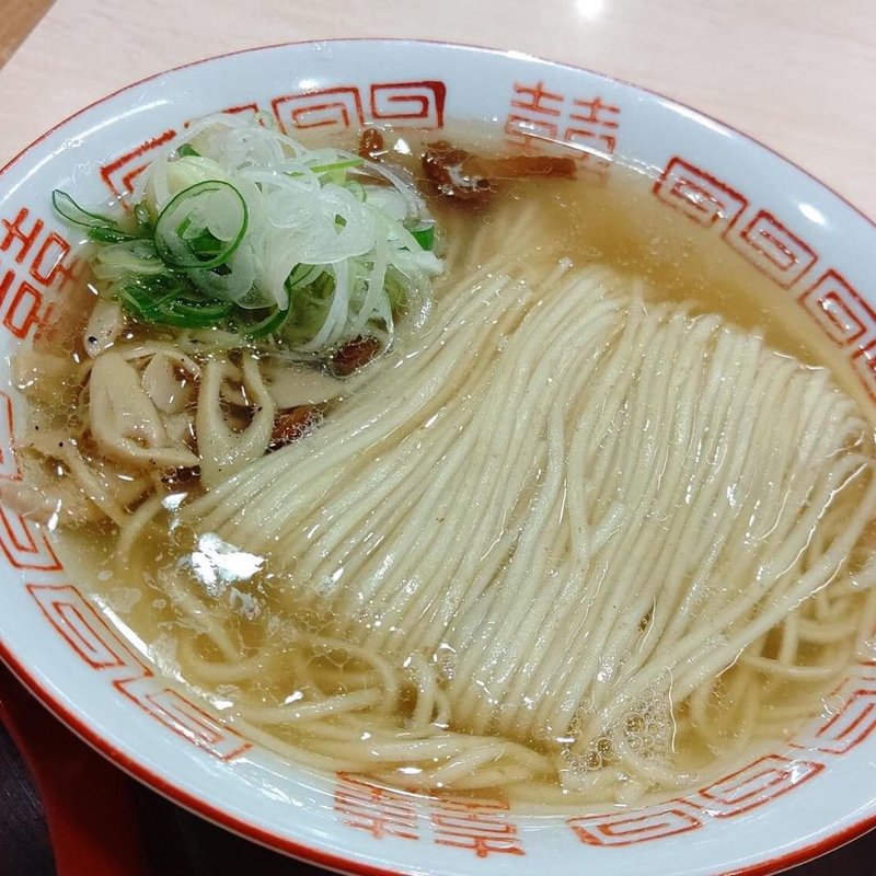 稲庭中華そば（醤油）(食堂 七彩)