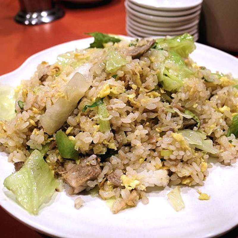 チャーシューとレタスのチャーハン（叉焼生菜炒飯）(永利 池袋本店)