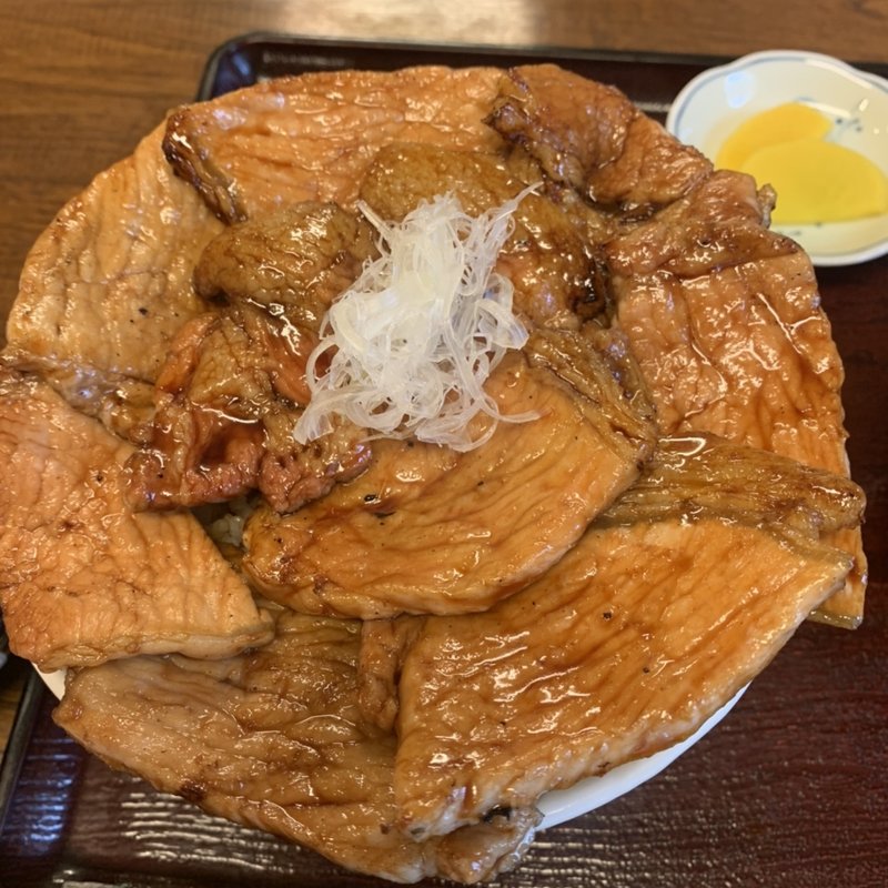 特上豚丼　ロース(ぶたどん処 ぶた屋 元祖旭川らーめん 一兆)