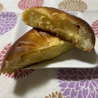 クリームパン(ア・ビアント 本店 （a bientot）)