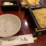 海老と野菜3種の天ぷら蕎麦 (二色そば)