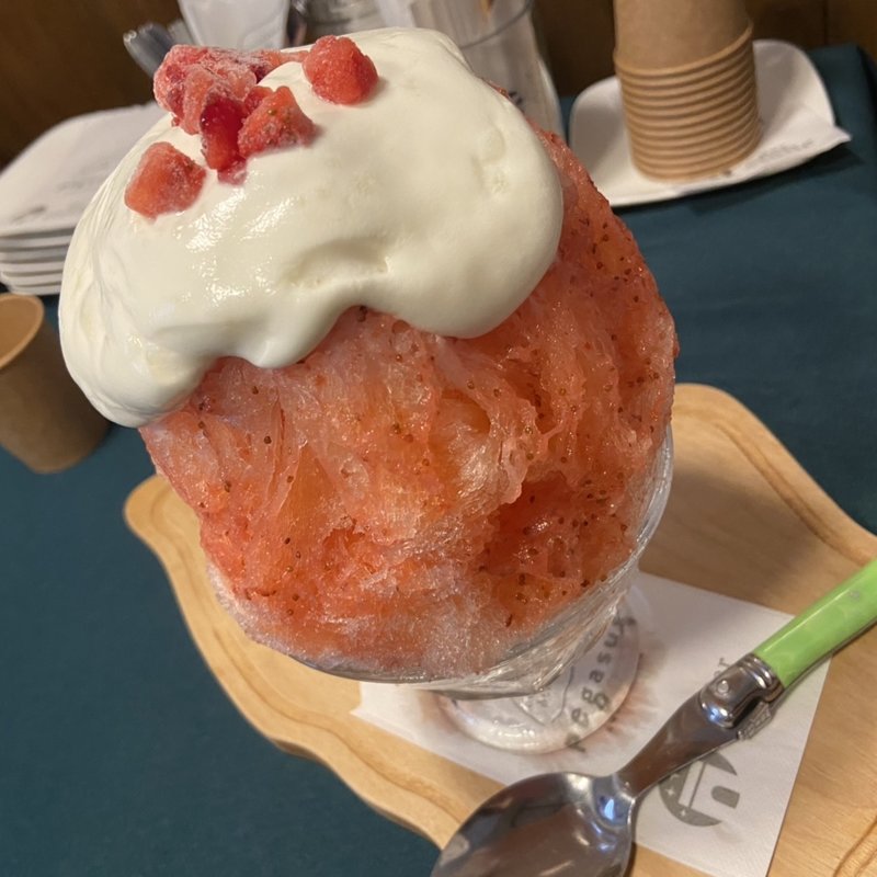 エトワール生イチゴエスプーマ練乳(ペガサス)