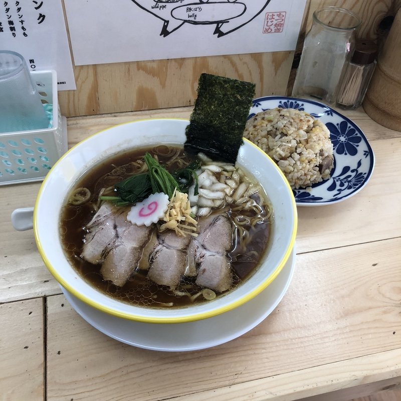 ラーメンセット(もつ焼き はじめ)