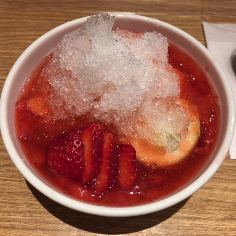 いちごかき氷豆花(春水堂(チュンスイタン) 銀座店)