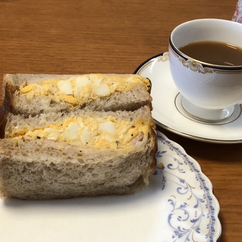 エッグサンド　ジャンボブラン(VIKING BAKERY F 福岡平尾店)