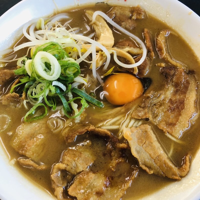 支那そば生卵入り（小）(支那そば 王王軒 （しなそば わんわんけん）)