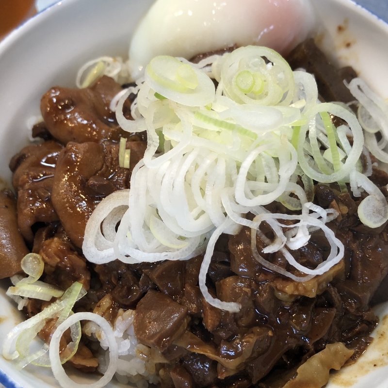 ホルモン丼+半熟玉子(きつねや )