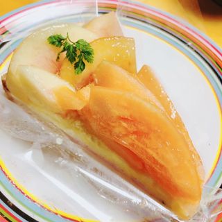 桃とメロンのタルト(フルーツケーキファクトリー 大丸店)
