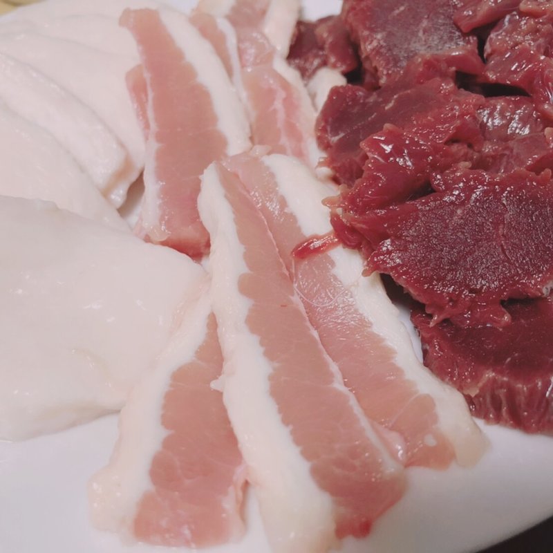 馬肉盛り合わせ　フタエゴ、コウネ、ヒレ(さくら商店)