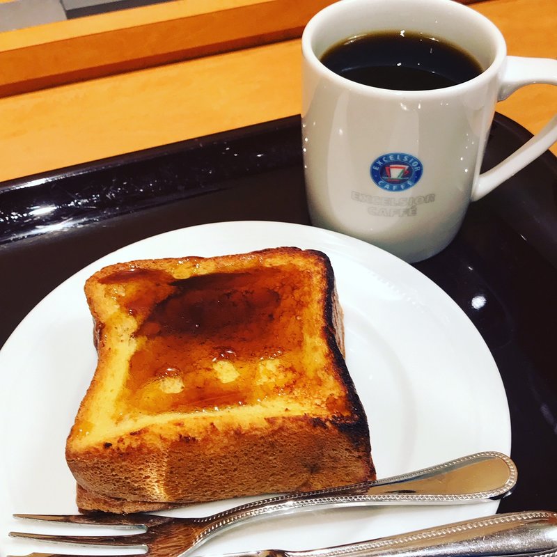 厚切りフレンチトースト(エクセルシオール カフェ 新お茶の水店)