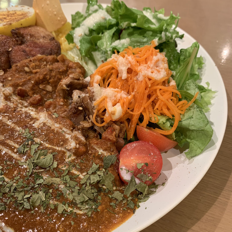 カレー(カフェ＆ブックス ビブリオテーク 福岡・天神（café & books bibliothèque Fukuoka Tenjin）)