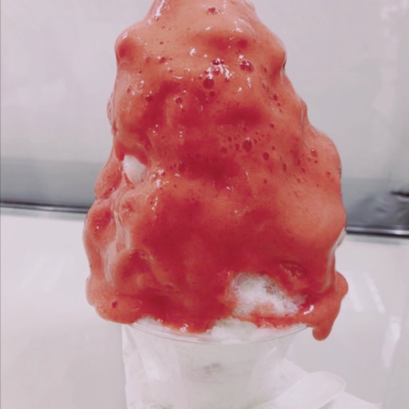 いちごエスプーマソース(ブンブンブラウカフェ　横浜そごう催事)