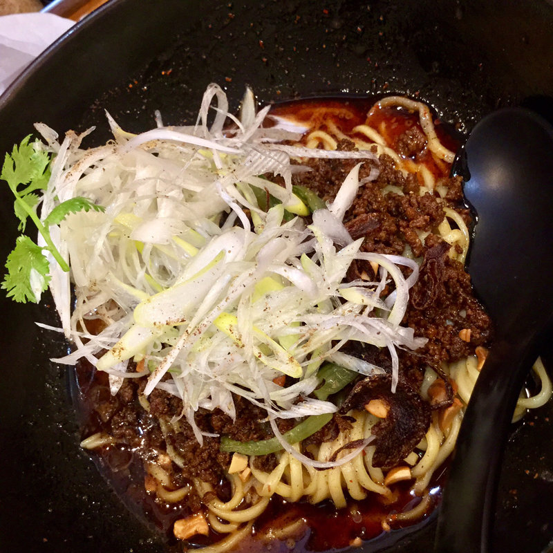 汁なし担々麺(天神ササラ)