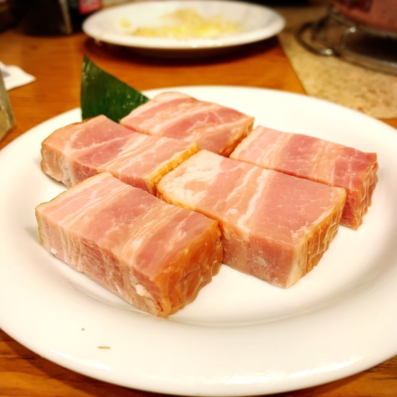 厚切炙りベーコン(牛繁 学芸大学店)