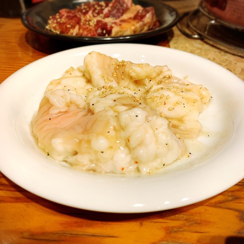 塩肉厚ホルモン(牛繁 学芸大学店)