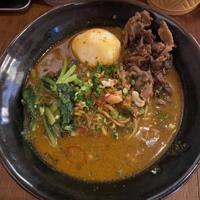 味玉スパイスカレー拉麺(スパイス飯麺 兄弟舎)