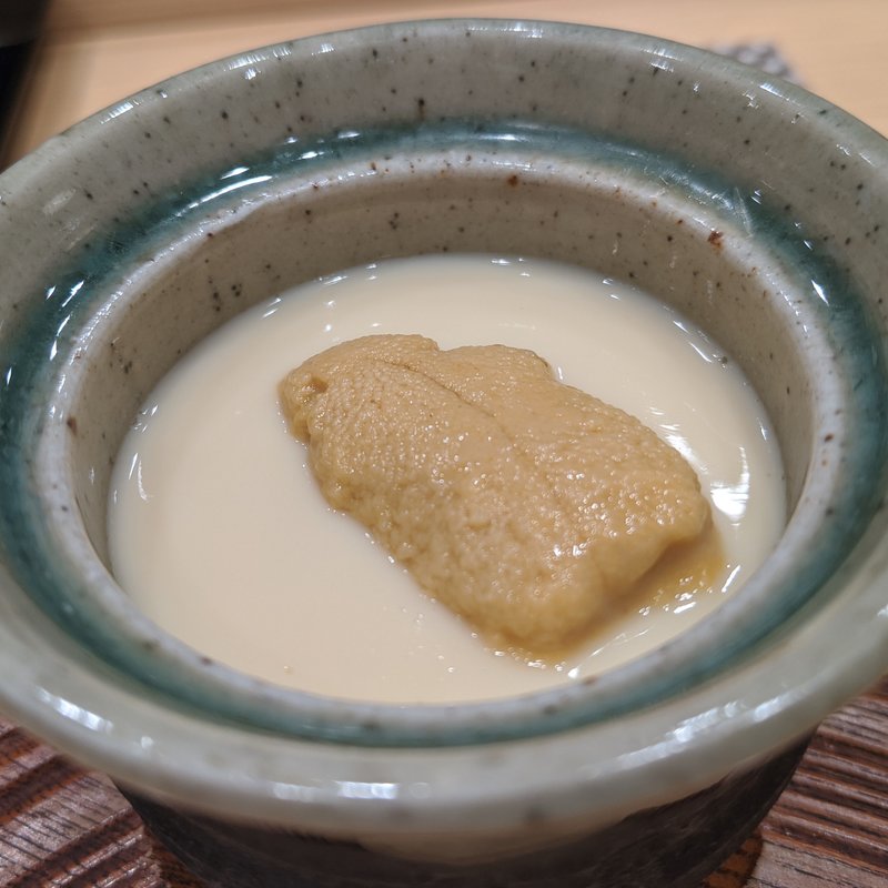 ウニの茶碗蒸し(鮨　北條)
