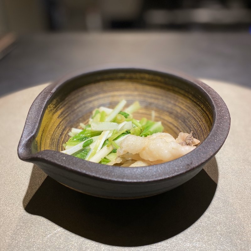 強肴 熊  三つ葉 うるい(ことわりをはかるみせ ばんどう)