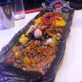 愛と青春の十三カレー「スケキヨ」