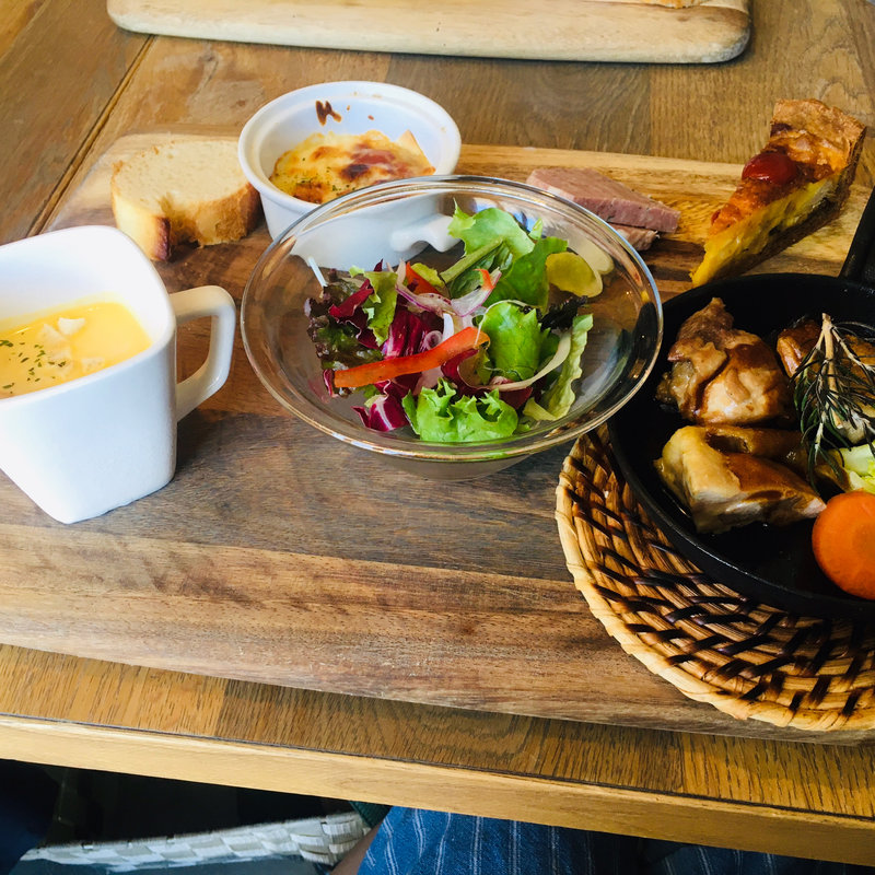 プレートランチ　ローストチキン(BRICK CAFE)