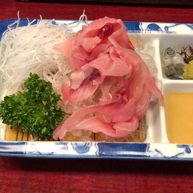 鯉のあらい(筑後の味処 富松うなぎ屋 黒田本店)