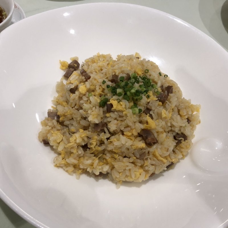 チャーシュー入り炒飯 （スープ付き）(後楽園飯店 （コウラクエンハンテン）)
