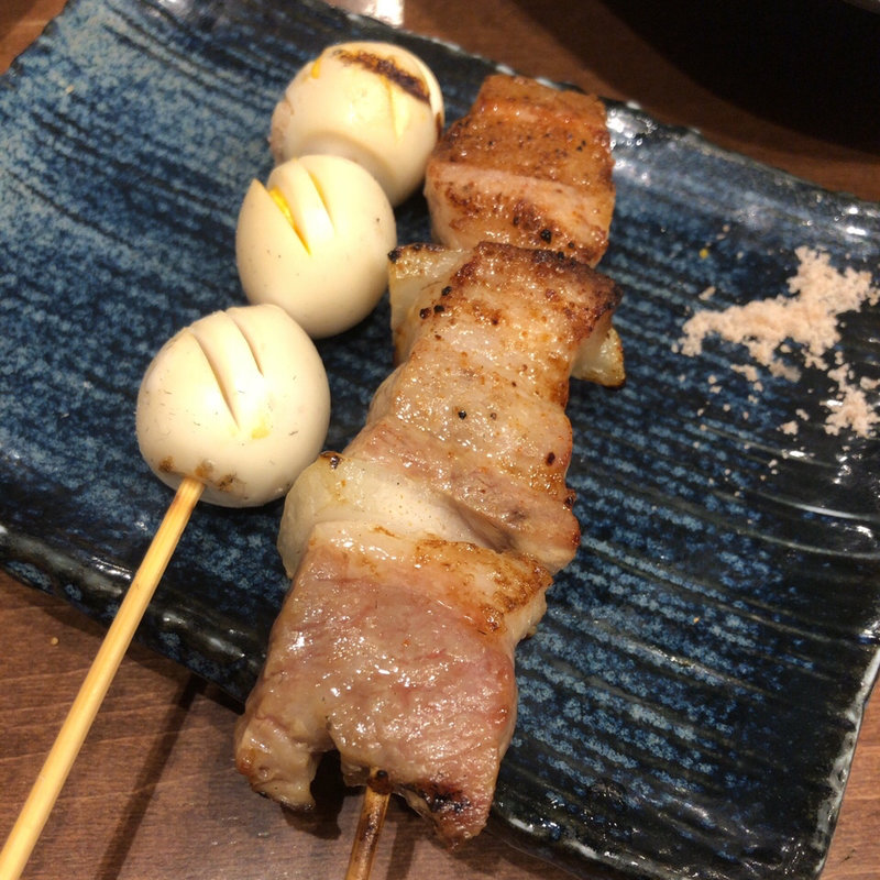 豚ばら うずら玉子(炭焼き はすの)