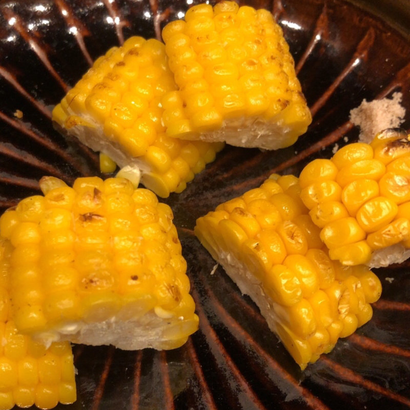 とうもろこし焼き(炭焼き はすの)