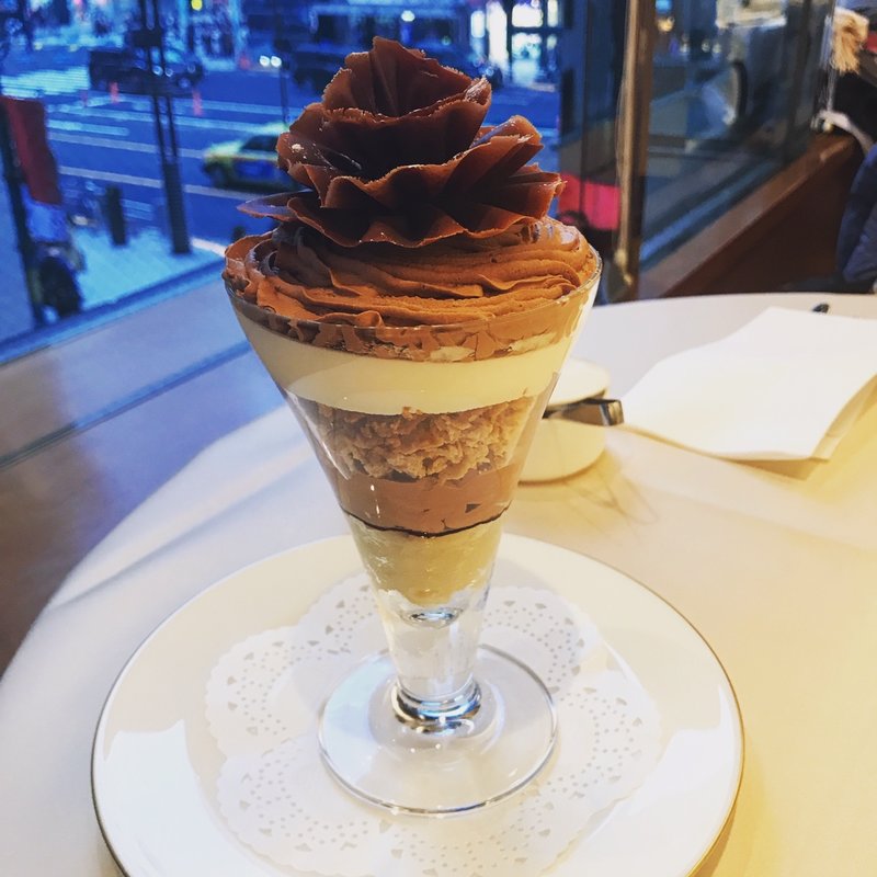 チョコレートパフェ(銀座・和光アネックス ティーサロン)