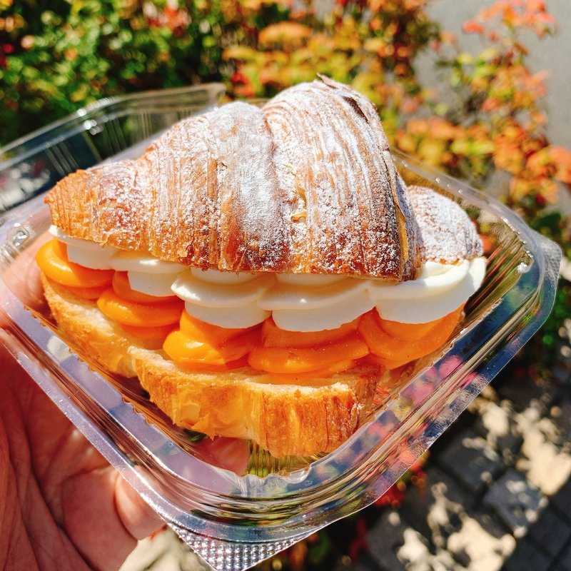 クロワッサン・アラ・クレーム(セシュエット)