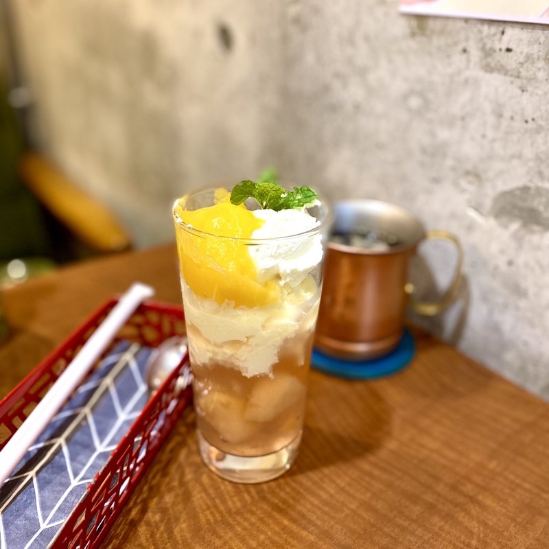 ピーチメルバのパルフェ(チンクエチェント )