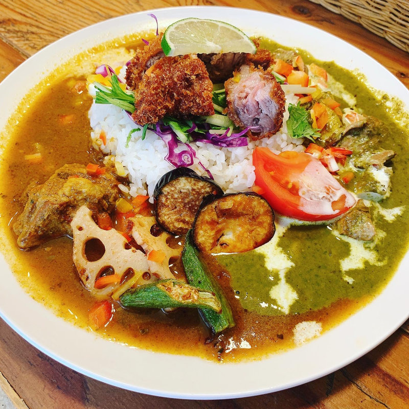 ラムカツあいがけカレー(さぼてん食堂 )