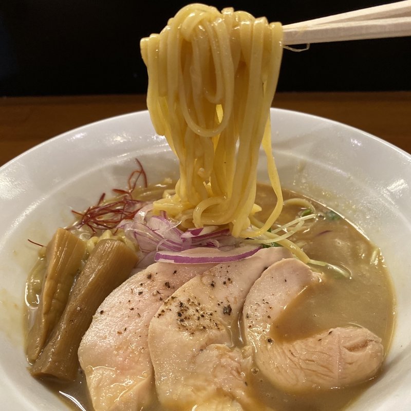 鳥白湯と魚介の冷やし〜グレープフルーツの香り〜(醤油と貝と麺 そして人と夢 )