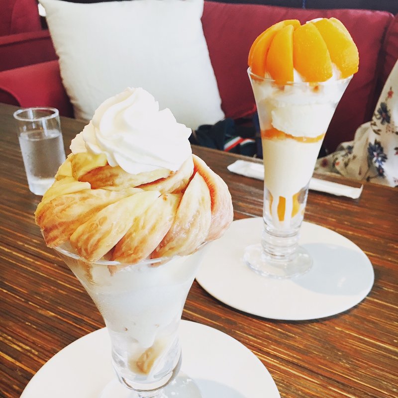 岡山県産〝蓬莱柿〝無花果パフェ(プリンス オブ ザ フルーツ)