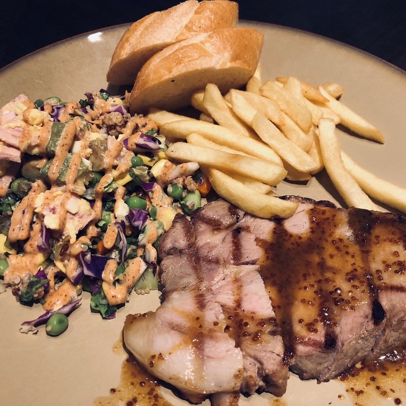 黒豚ポークチョップ・プレート(ブッチャーリパブリック ユナイテッド)