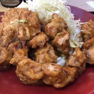 鶏ちゃん焼きチキンカツ定食(かつや 宇都宮インターパーク店 )