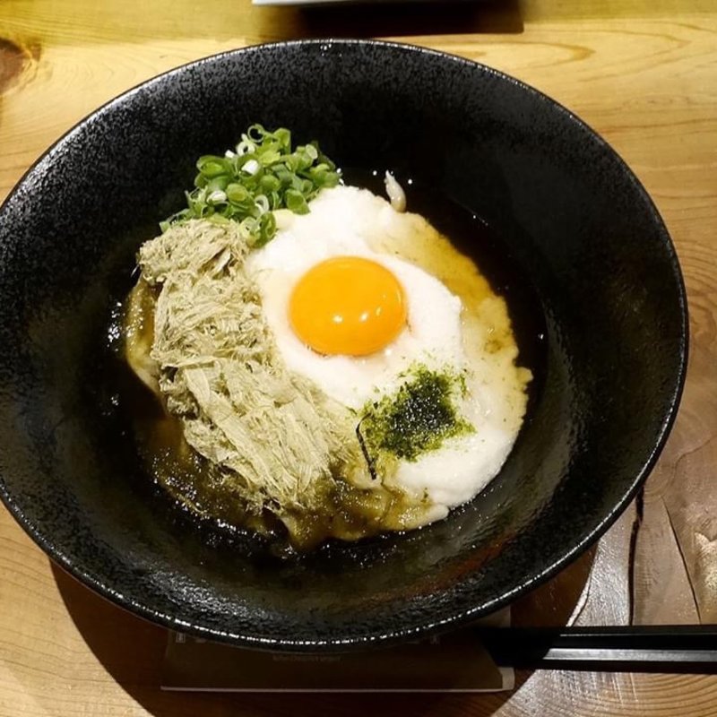 とろろ月見ひやかけ(掌 （タナゴコロ）)