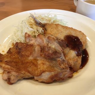 日替りランチ(チキングリル油淋ソース&アジフライ)(おはしカフェ・ガスト 伊丹野間店 )