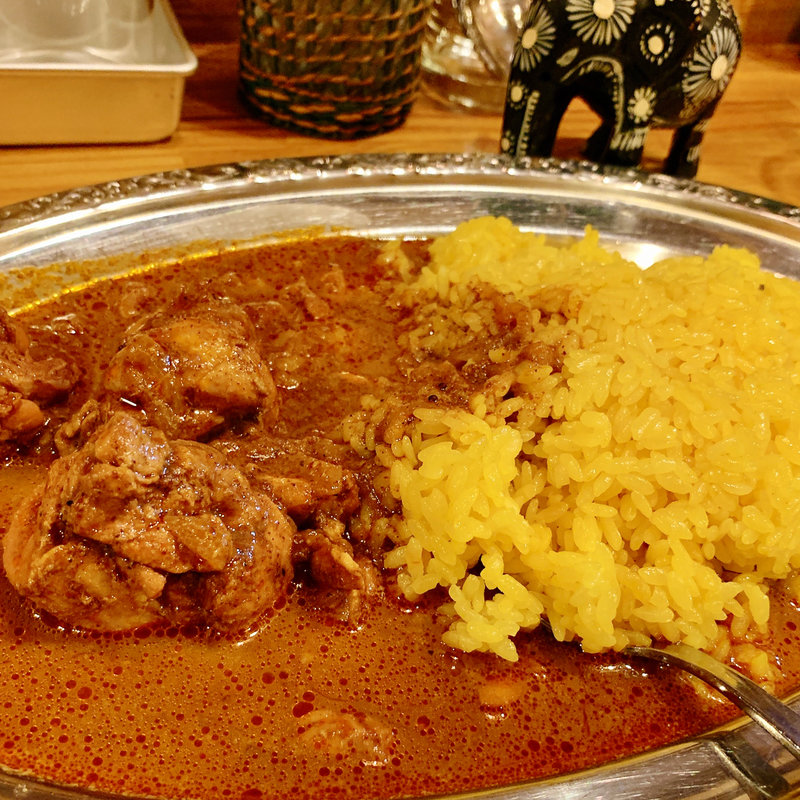 チキンカレー(カルータラ)