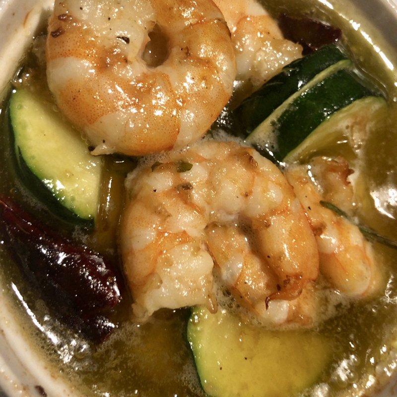 海老とズッキーニのアヒージョ(海猫家)