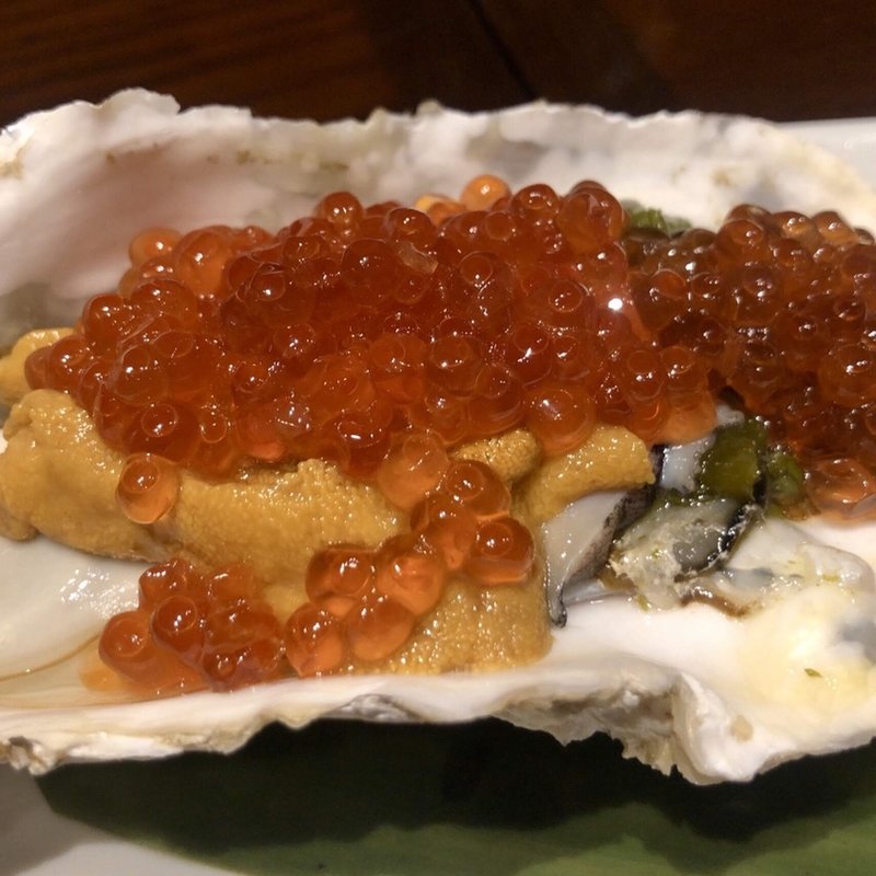 三宝牡蠣(三陸ワイン食堂 kerasse TOKYO)