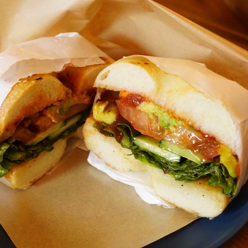 アボカドとトマトのサルサ(バニトイベーグル 国分寺店)