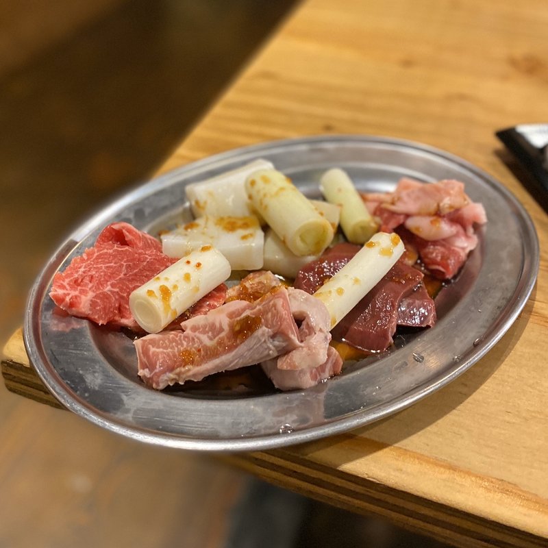 夜市得盛り(大曽根焼肉 肉の夜市)