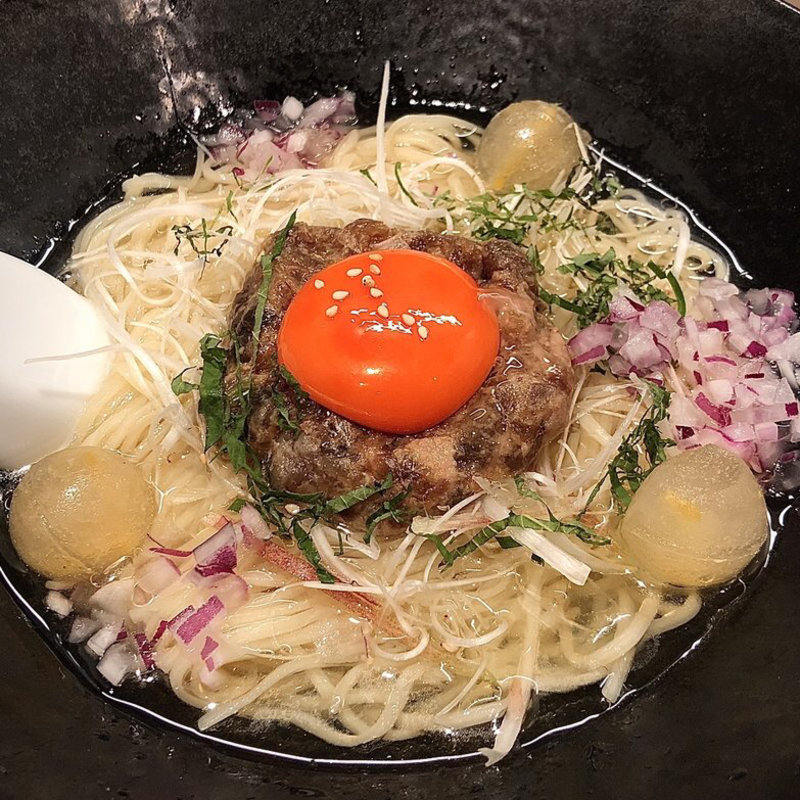 夏季限定(らぁ麺　くろ渦)