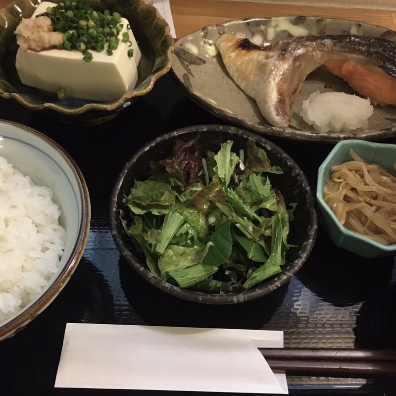 焼魚定食(松はな （まつはな）)