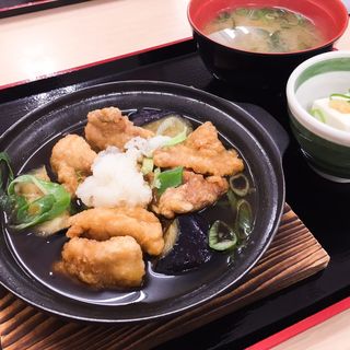 鶏竜田おふくろ煮定食(街かど屋 長堀店)