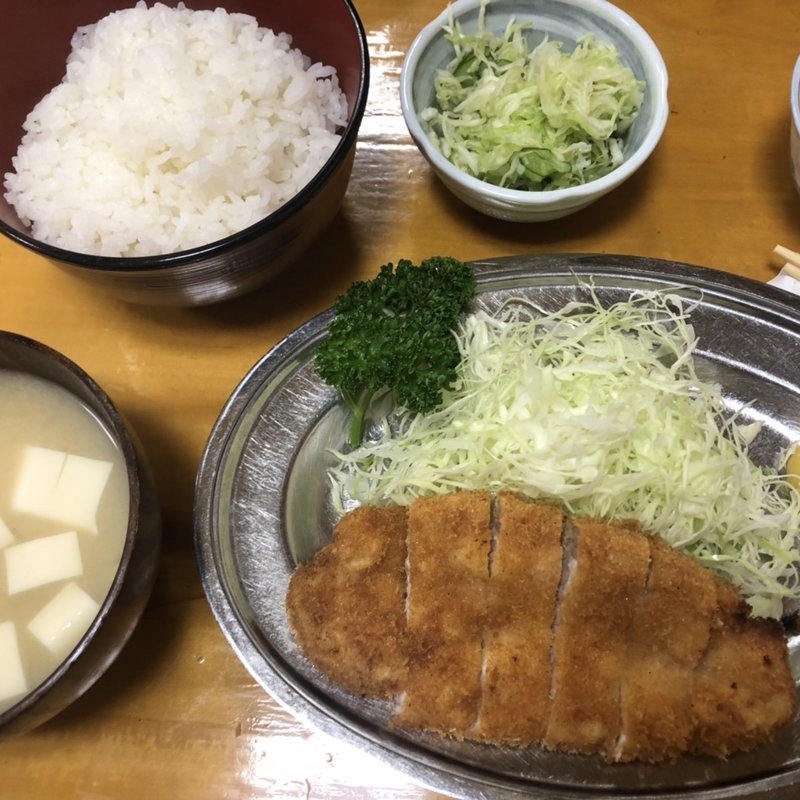 トンカツ定食(とんかつ 万平)