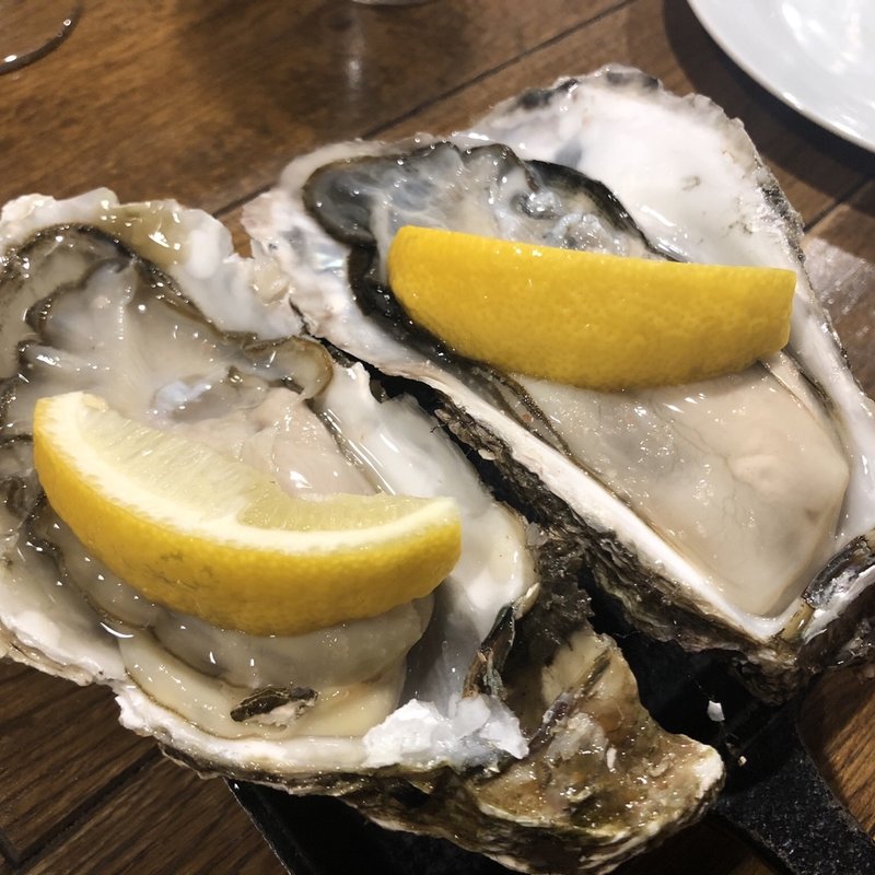 牡蠣(泡包シャンパンマニア)