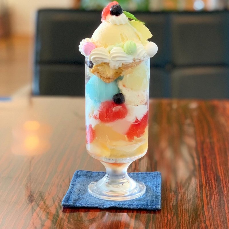 ラムネとグレープフルーツのパフェ(cord)