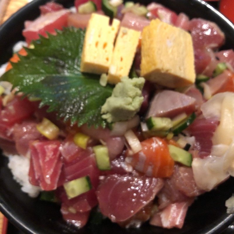 大みこちゃん丼(魚の三是 新宿西口大ガード店 )